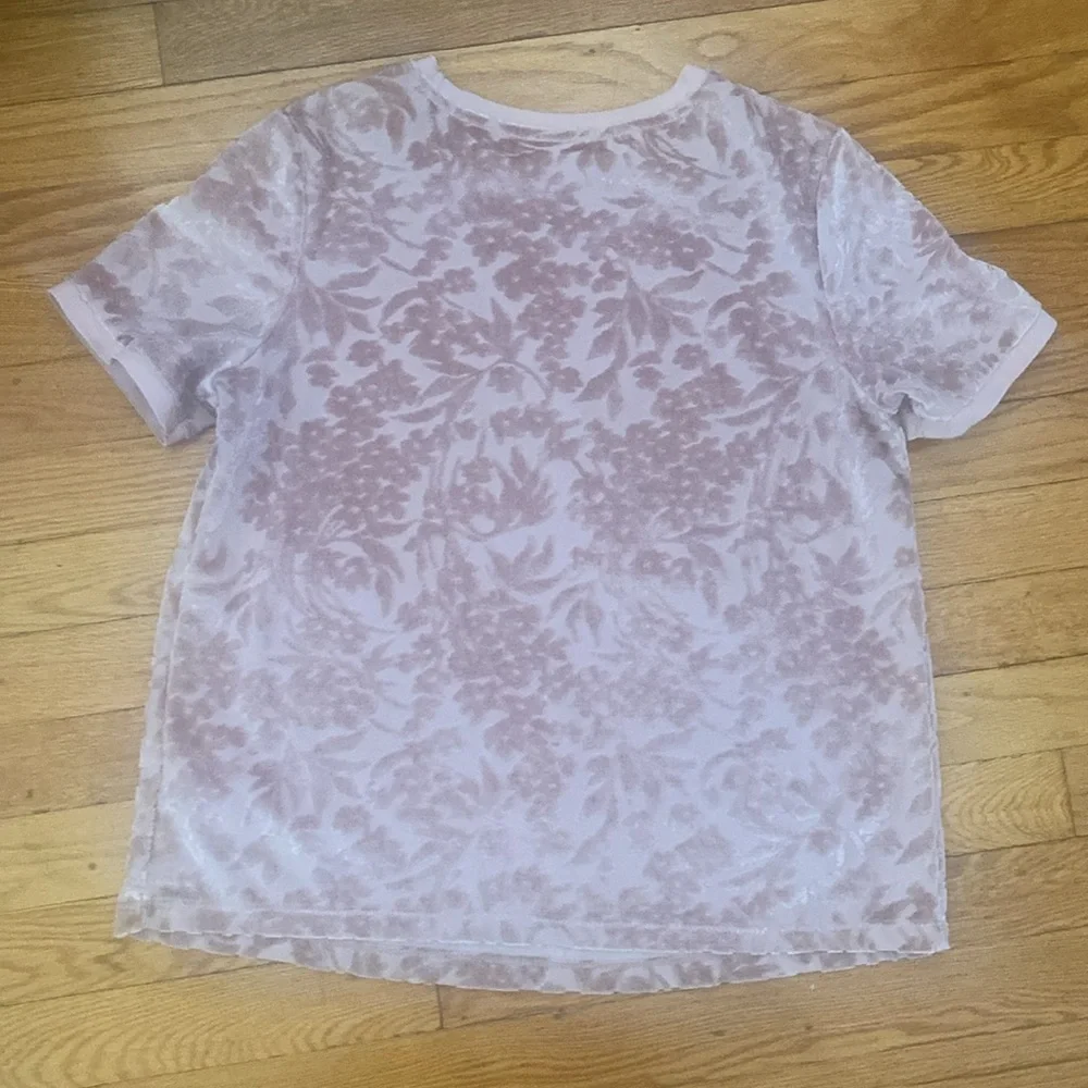 Floral Velour Top - Picture 3 of 3